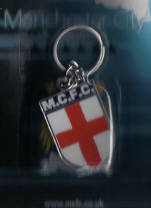 M.C.F.C.MANCHESTER CITY &  ENGLAND KEYRING. NEW IN PACK